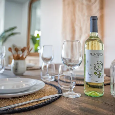 Vivi Homes - Casa Carroza